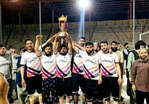 پایان رقابت‌های والیبال بادغیس؛ آریانا قادس قهرمان شد