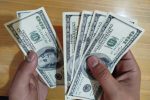 مساعدت ۳۴ هزار دالر برای ۲۰۰ خانواده آسیبدیده از حوادث طبیعی در بادغیس